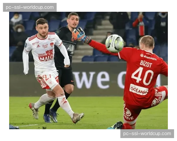 分析：为何本赛季法甲平局场次创近五年新高？数据揭示战术趋同化。