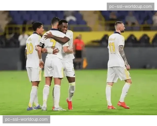 洛里昂1-1战平巴黎FC，百年庆典未能以胜利收场